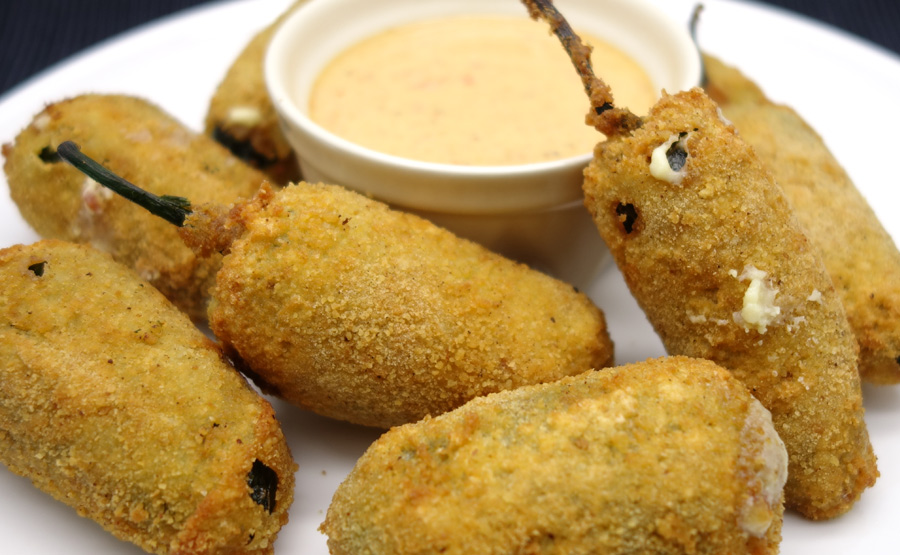 Friteeratut Jalapeñot (Jalapeno Poppers)