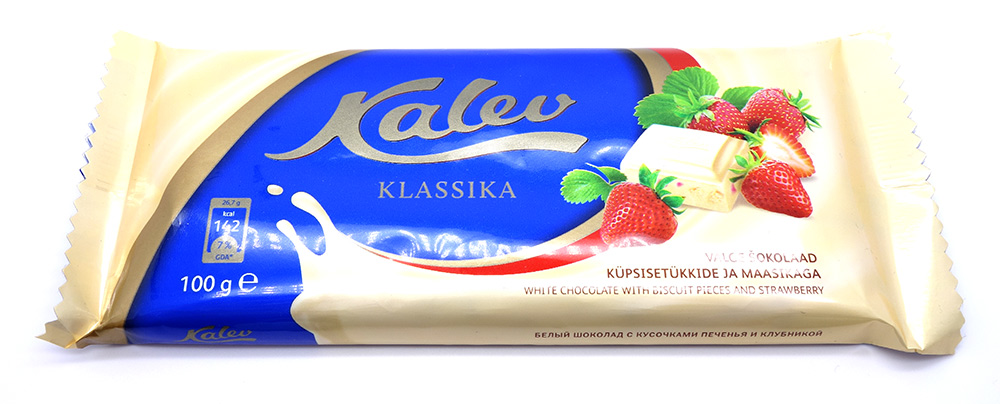 Valkosuklaa keksimurujen ja mansikan kanssa (Kalev)