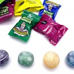 Kaikkein kirpeimpiä Warheads karkkeja 